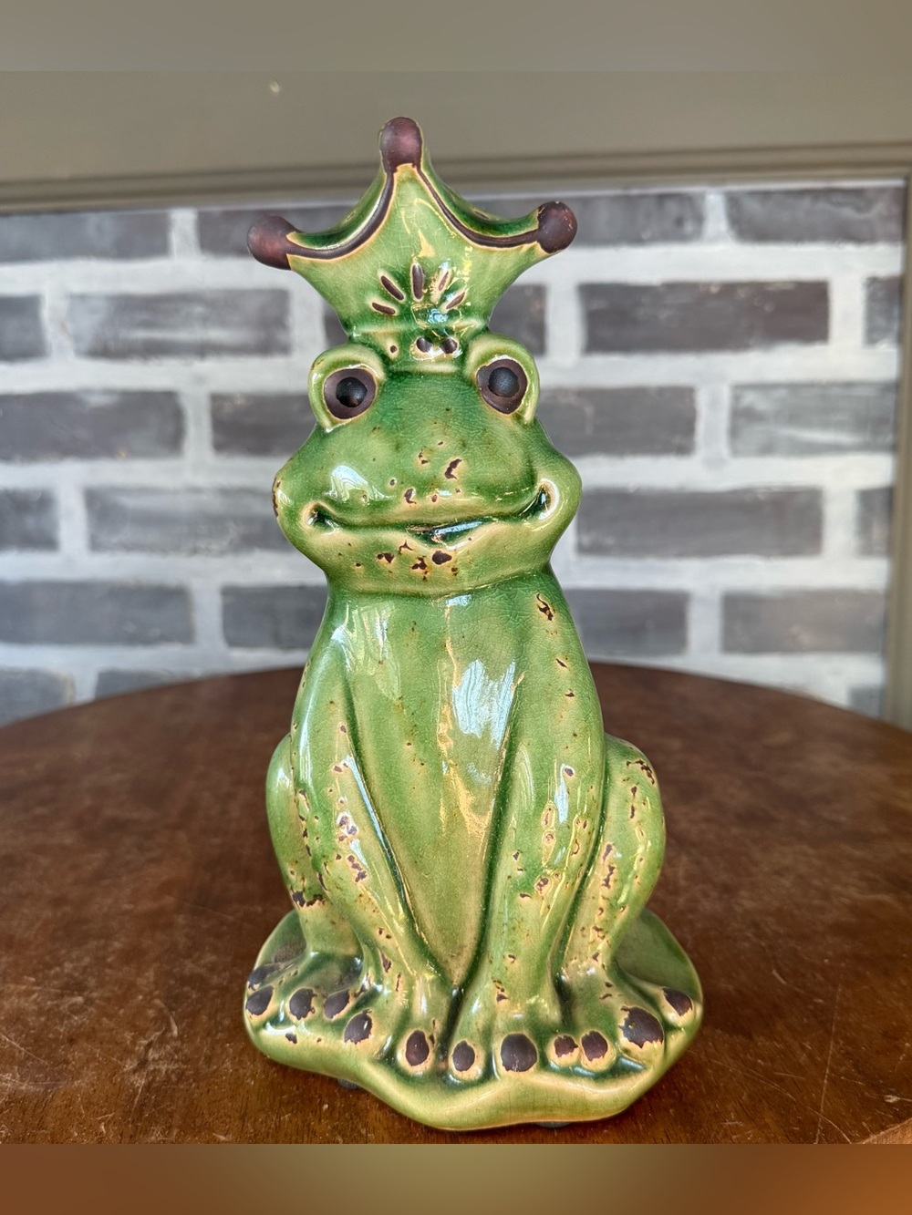 Vintage Green Ceramic Frog Prince Figurine statue Crown RARE  10” garden ART